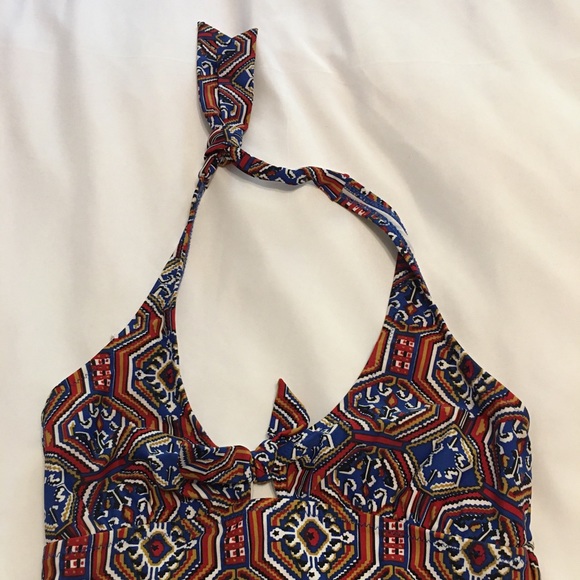 Swimsuit - Picture 3 of 4